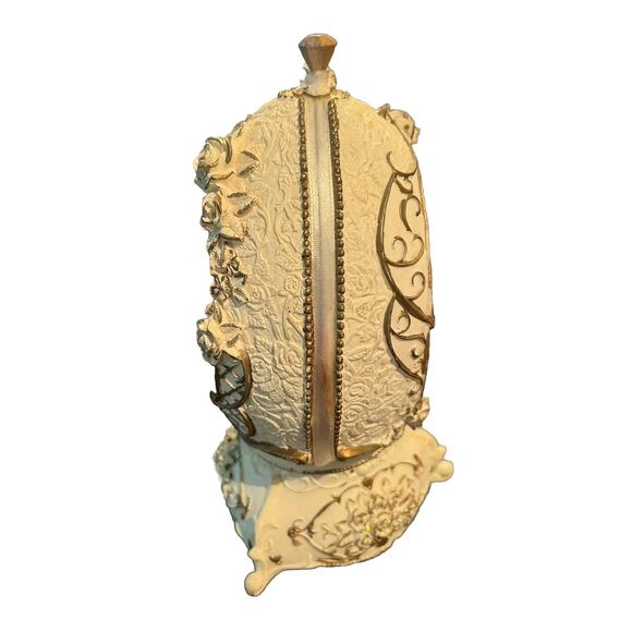 Vintage Musical Porcelain Egg With Angels Plays "Some Enchanted Evening" TB68 - Picture 6 of 8